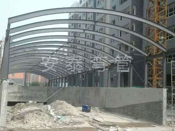 車(chē)庫(kù)門(mén)